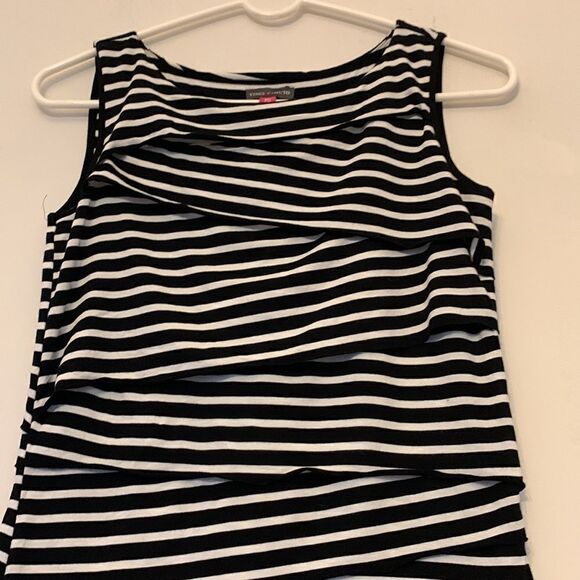 Vince Camuto sleeveless black and white striped layered tee Size SP Length 24” - Picture 2 of 5